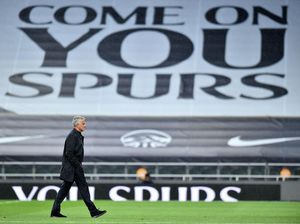 Mourinho Butuh Striker Baru