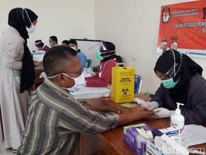 KPU Banyuwangi Gelar Rapid Test Massal untuk Petugas Pilkada