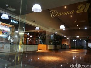 Mohon Maaf, Penonton Bioskop Dibatasi Hanya 50% Mohon Maaf, Penonton Bioskop Dibatasi Hanya 50%