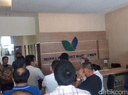 Minta Kejelasan soal Uangnya, Nasabah Geruduk Kantor Minna Padi Bandung