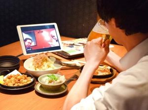 Pesta Minum di Jepang Kini Bisa Dilakukan Secara Online