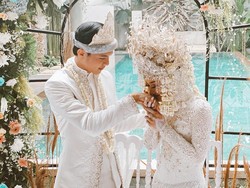 Dinda Hauw dan Rey Mbayang Nikah, Ini Momen Haru saat Ijab Kabul