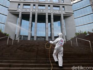 Sekjen KY Positif Corona, Seluruh Jajaran-Staf WFH Sementara