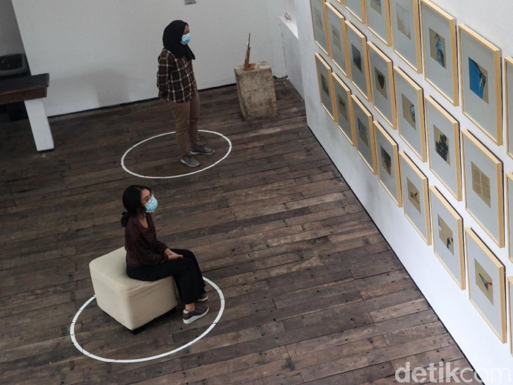 Seperti Ini Penerapan Protokol Kesehatan di Galeri Seni Seperti Ini Penerapan Protokol Kesehatan di Galeri Seni