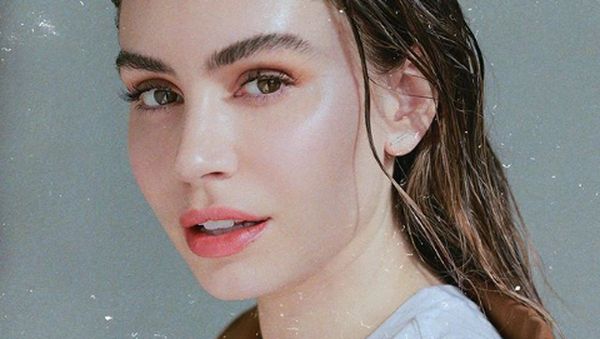 8 Potret Cantik Sophie, Anak Rocker Legendaris Kiss Gene Simmons