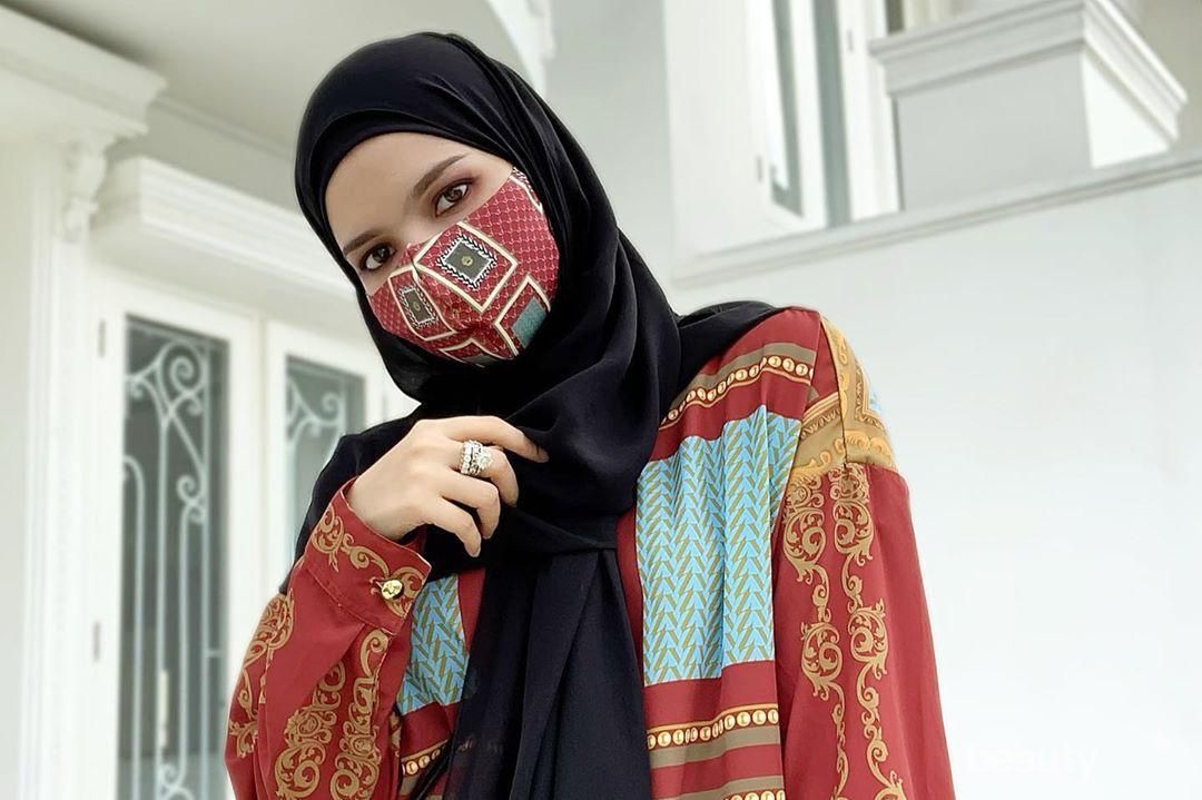 Tips mix and match hijab x masker/Foto: instagram.com/vivizubedidaily