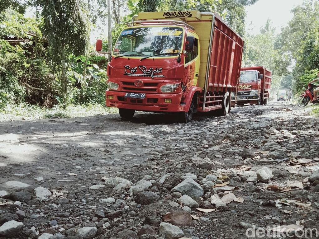 Gunung Merapi Menggembung, BPBD Klaten Data Ulang Jumlah Warga di KRB III Gunung Merapi Menggembung, BPBD Klaten Data Ulang Jumlah Warga di KRB III