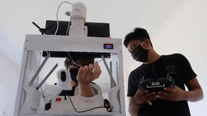 Ini Dia Robot Pembantu Tenaga Medis