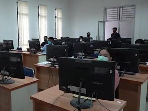 4 Orang Peserta UTBK di UHO Positif Corona 4 Orang Peserta UTBK di UHO Positif Corona