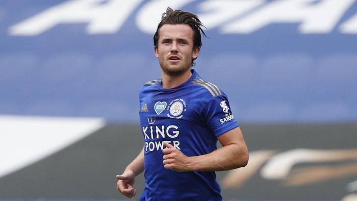 LEICESTER, ENGLAND - JULY 04: Ben Chilwell of Leicester City looks on during the Premier League match between Leicester City and Crystal Palace at The King Power Stadium on July 04, 2020 in Leicester, England. Football Stadiums around Europe remain empty due to the Coronavirus Pandemic as Government social distancing laws prohibit fans inside venues resulting in all fixtures being played behind closed doors. (Photo by Adrian Dennis/Pool via Getty Images)