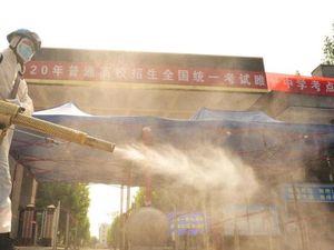 Kasus Corona di Wilayah Muslim Uighur Terus Melonjak