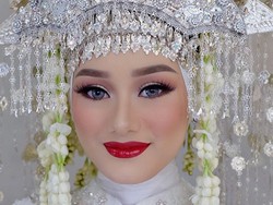 Dinda Hauw Dinikahi Rey Mbayang, Ini Rahasia Makeupnya yang Bikin Pangling