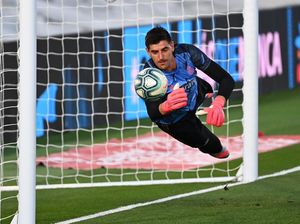 Kukuhnya Courtois Kunci Madrid Tak Terbendung di LaLiga