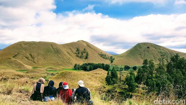 Foto: Keindahan Kawah Wurung Bondowoso Bak di Luar Negeri