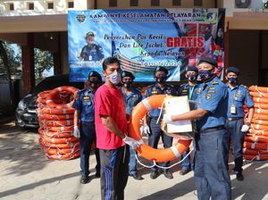 Kemenhub Bagikan 845 Sarana Melaut ke Nelayan Pamekasan