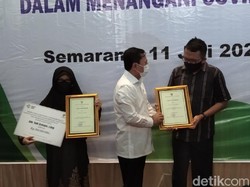 Menkes Terawan Beri Santunan ke Ahli Waris Nakes Pejuang COVID-19