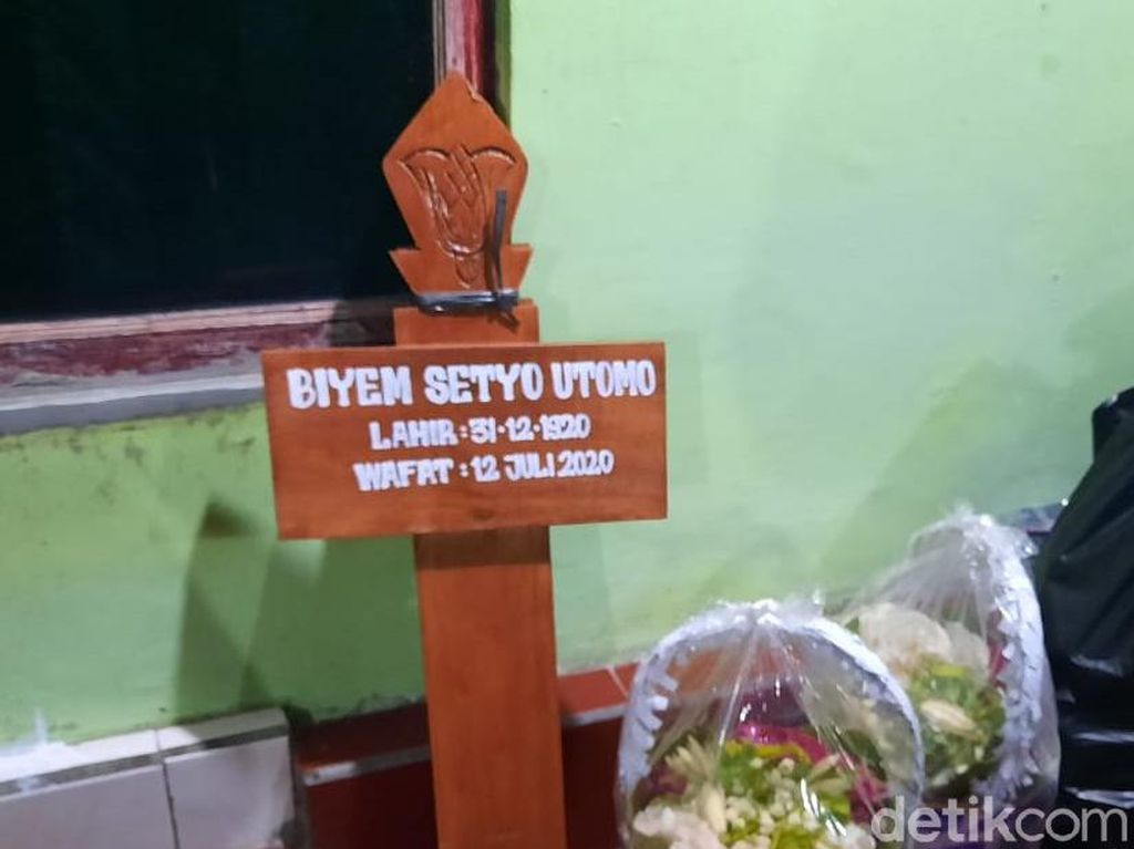 Pesan Mbah Lindu Penjual Gudeg Legendaris Yogya Sebelum Meninggal Pesan Mbah Lindu Penjual Gudeg Legendaris Yogya Sebelum Meninggal