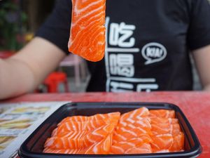 10 Manfaat Salmon, Bisa Turunkan Berat Badan Hingga Cegah Kanker 10 Manfaat Salmon, Bisa Turunkan Berat Badan Hingga Cegah Kanker