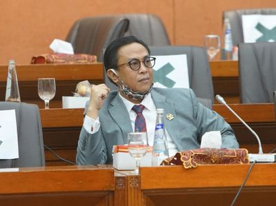Mantu Wapres Mencalonkan Ketua Karang Taruna