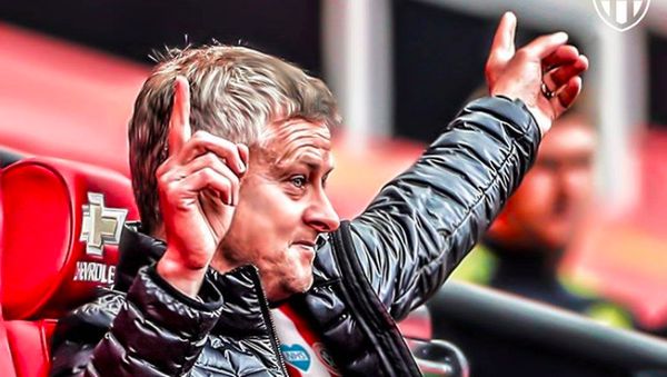 Meme Manchester United Girang Chelsea Tumbang