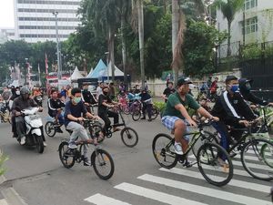 Video Tak Ada CFD, Warga Tetap Padati Bundaran HI