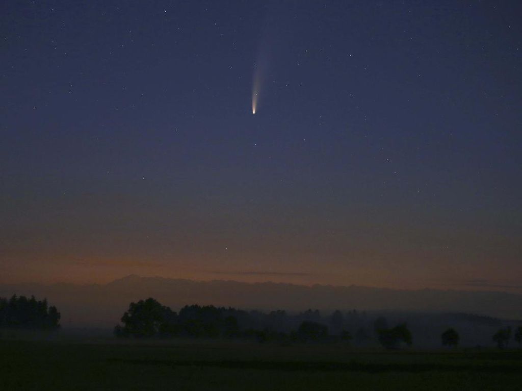 Waktu dan Lokasi Terbaik Lihat Komet Neowise di Indonesia
