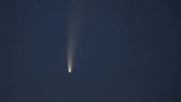 Potret Komet Neowise yang Bisa Dilihat dengan Mata Telanjang