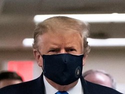 Donald Trump Dikritik, Baru Pakai Masker di Depan Publik Setelah 4 Bulan