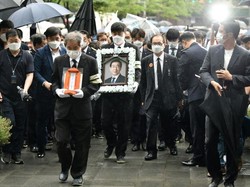 Tewas Bunuh Diri, Acara Pemakaman Wali Kota Seoul Diprotes