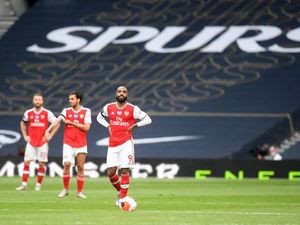 Arsenal Sudah Kehilangan 21 Poin dari Posisi Unggul Arsenal Sudah Kehilangan 21 Poin dari Posisi Unggul
