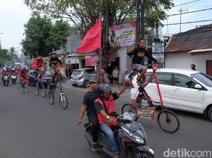 Tolak RUU Omnibus Law, Buruh Asal Yogyakarta Gowes Pit Dhuwur ke Jakarta