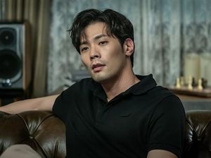 Choi Daniel Curi Atensi di Its Okay To Not Be Okay, Ini 8 Potret Gantengnya Choi Daniel Curi Atensi di Its Okay To Not Be Okay, Ini 8 Potret Gantengnya