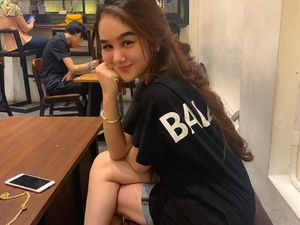 Hana Hanifah Bantah Lakukan Prostitusi, Hanya Job Pemotretan Hana Hanifah Bantah Lakukan Prostitusi, Hanya Job Pemotretan