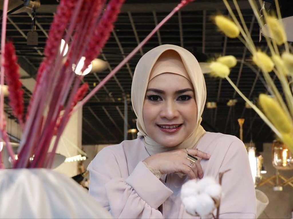 Respons Ikke Nurjanah soal Aldi-Ririn yang Diisukan Bercerai Respons Ikke Nurjanah soal Aldi-Ririn yang Diisukan Bercerai