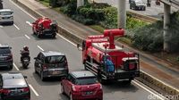 Jalan Protokol DKI Jakarta Terus Disemprot Disinfektan