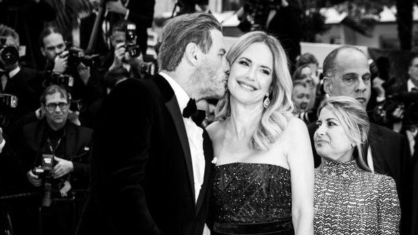 Kisah Cinta John Travolta dan Kelly Preston yang Meninggal karena Kanker