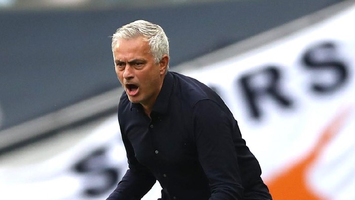 LONDON, ENGLAND - JULY 12: Jose Mourinho, Manager of Tottenham Hotspur reacts during the Premier League match between Tottenham Hotspur and Arsenal FC at Tottenham Hotspur Stadium on July 12, 2020 in London, England. Football Stadiums around Europe remain empty due to the Coronavirus Pandemic as Government social distancing laws prohibit fans inside venues resulting in all fixtures being played behind closed doors. (Photo by Tim Goode/Pool via Getty Images)
