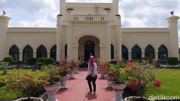 Kembali Dibuka, Istana Siak di Riau Terapkan Protokol Kesehatan