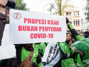 Tuntut Aktivasi-Bebas Rapid, Massa Ojol Demo di Balkot Bandung Tuntut Aktivasi-Bebas Rapid, Massa Ojol Demo di Balkot Bandung