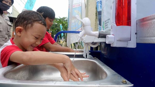 Percepatan Penanganan COVID-19