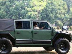 Mobil Maung yang Diuji Prabowo Dinilai Cocok untuk Angkut Infanteri Mobil Maung yang Diuji Prabowo Dinilai Cocok untuk Angkut Infanteri