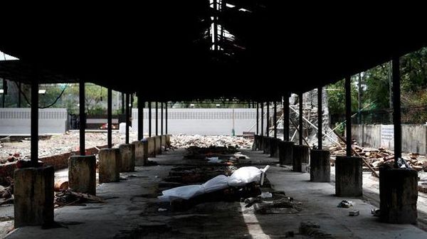 Potret Kengerian Penularan Corona di India