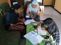 Cerita Siswa-siswi di Blitar soal Belajar Daring Hari Pertama Tahun Ajaran Baru