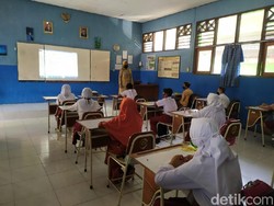 Dispendik Mojokerto Larang Siswa Masuk Sekolah, Ini Sanksi Bagi Pelanggar