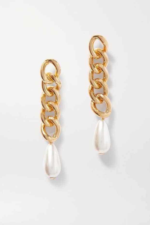 Heavy duty chains/pinterest.com/netaporter Trend rantai sebagai aksesoris kembali hangat saat ini.