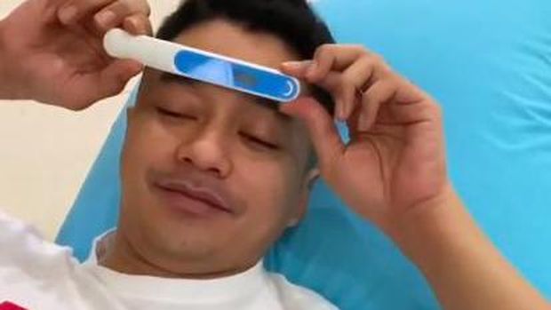 Adly Fairuz dan Angbeen Rishi Umumkan Kehamilan