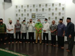 Dipecat PDIP, Akhyar Jadi Jagoan PKS Lawan Mantu Jokowi di Pilkada Medan