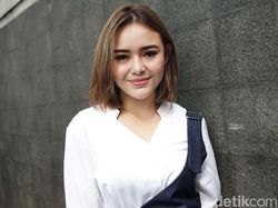 Para Artis Komentari UU Cipta Kerja