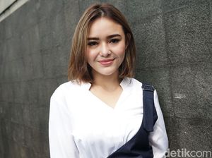 Habis Pose Seksi di Ranjang, Amanda Manopo Lucu Lagi Habis Pose Seksi di Ranjang, Amanda Manopo Lucu Lagi