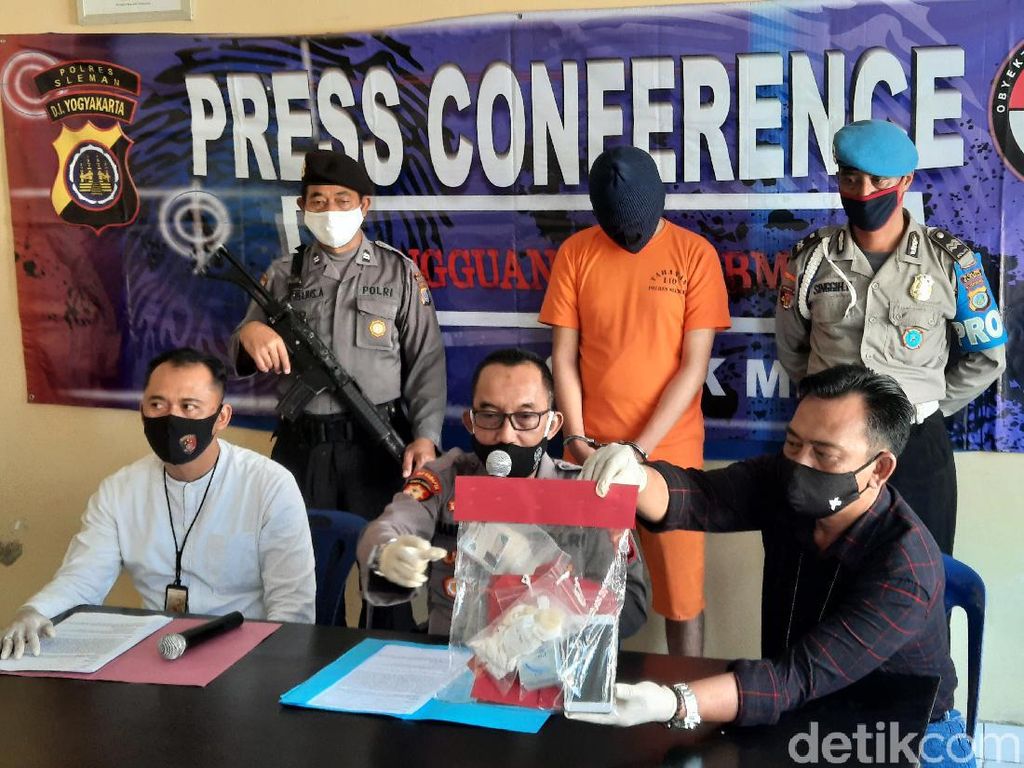 Terungkap! Transaksi Mahasiswa Nyambi Muncikari di Yogya Ternyata via COD Terungkap! Transaksi Mahasiswa Nyambi Muncikari di Yogya Ternyata via COD